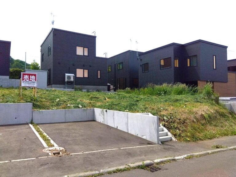 札幌市南区中ノ沢3丁目（2区画）