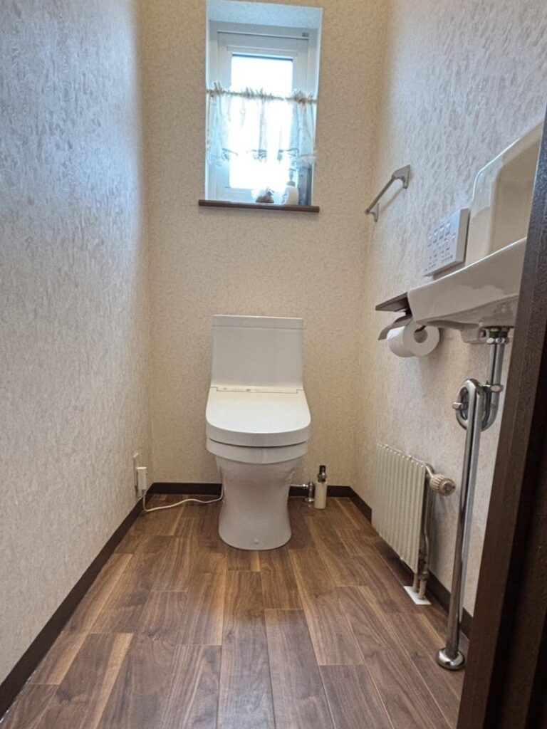 トイレとクッションフロアを交換して、気持ちの良い空間に！